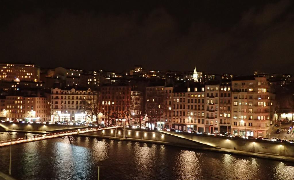 La "Pepite" Du Vieux Lyon Apartamento Exterior foto